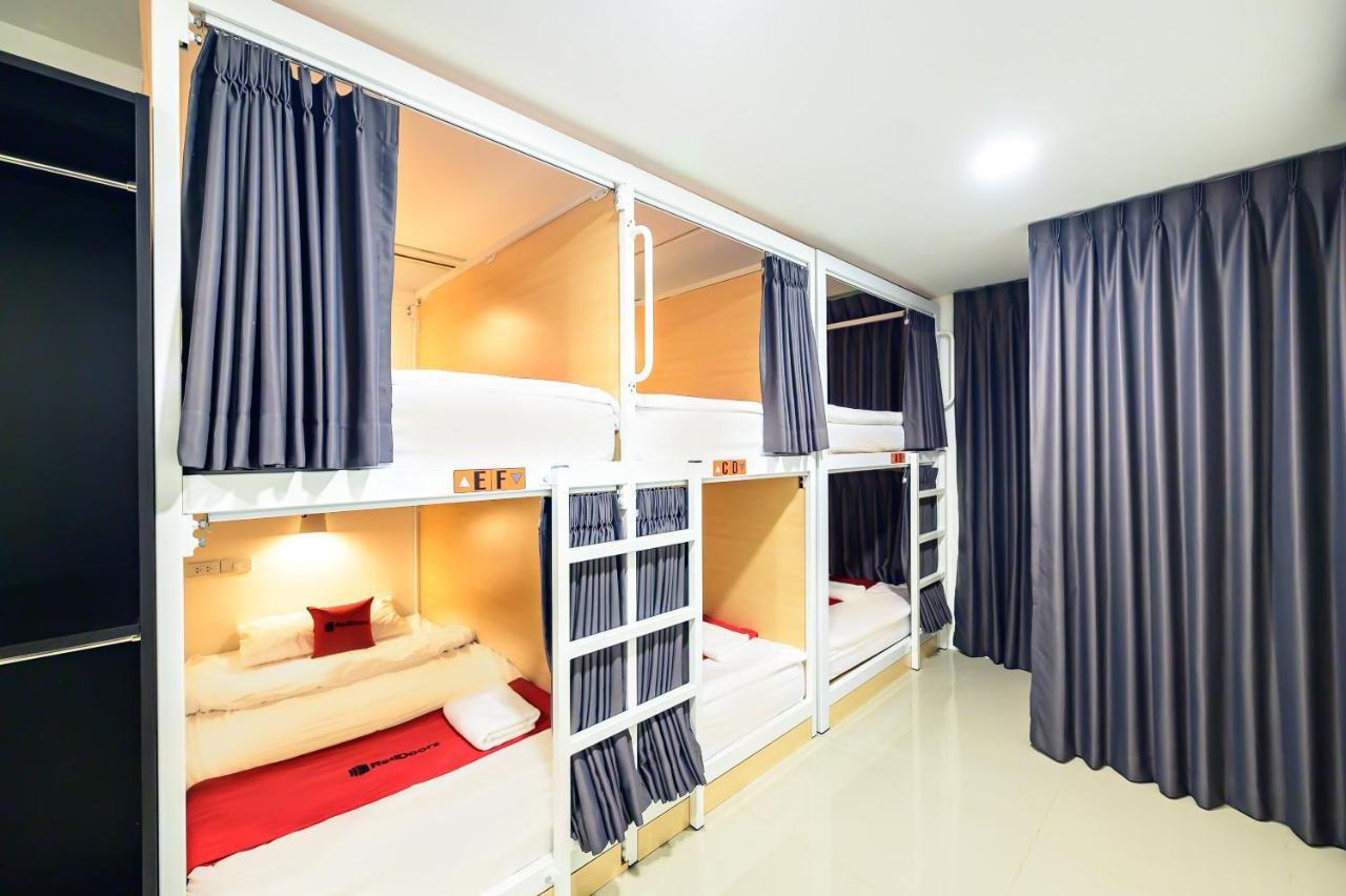 Hotel The Living Block Bangkok Esterno foto
