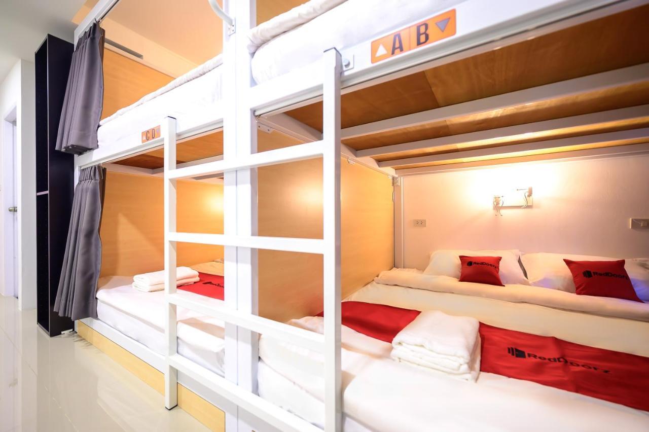Hotel The Living Block Bangkok Esterno foto