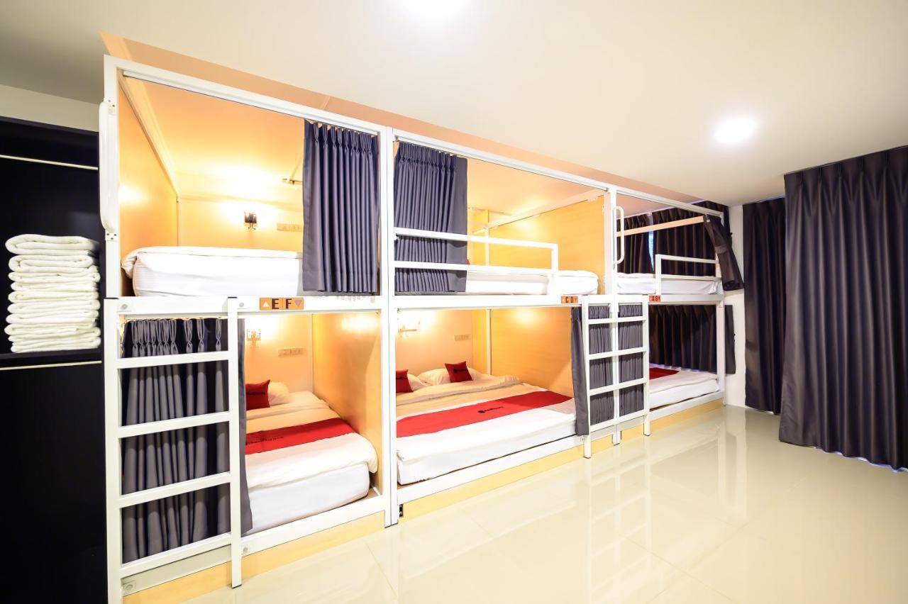 Hotel The Living Block Bangkok Esterno foto