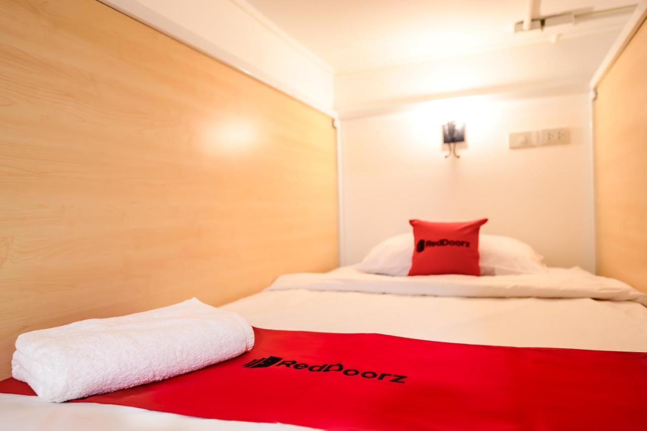 Hotel The Living Block Bangkok Esterno foto